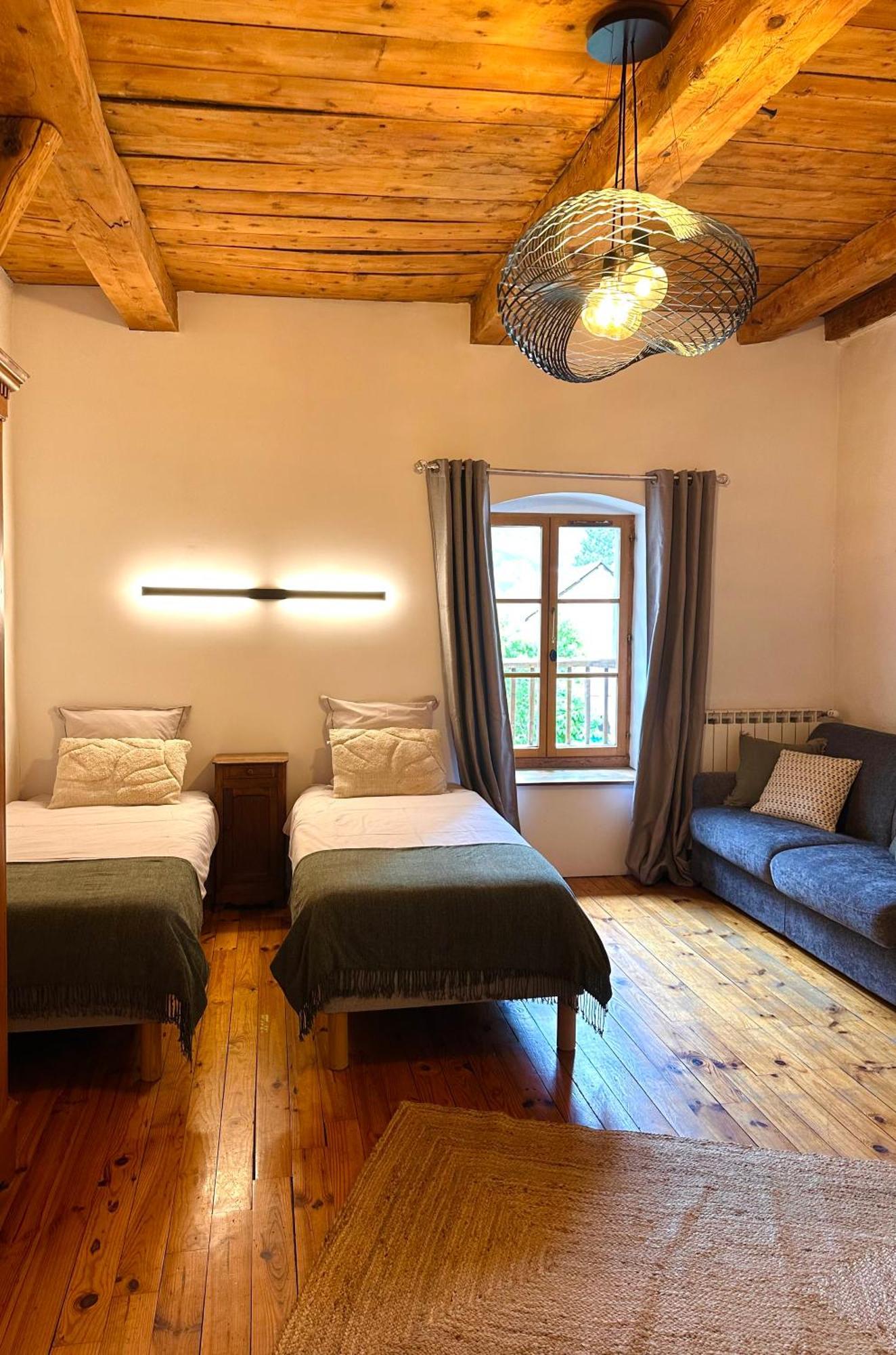 Auberge Le Glacier Bleu Mont-Dauphin Rum bild